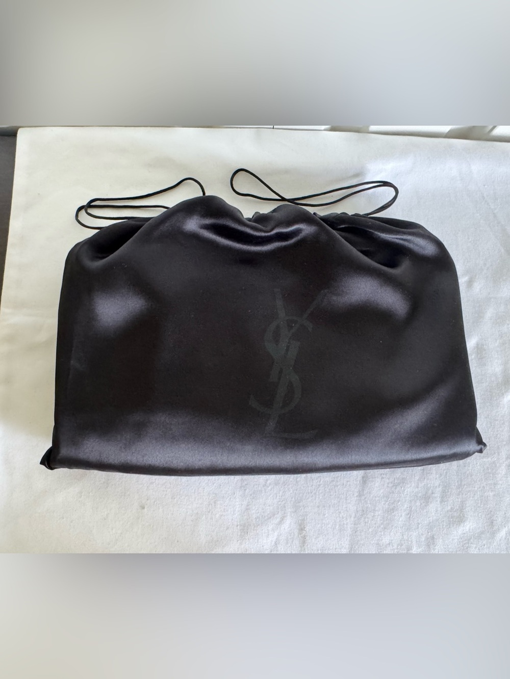 Yves Saint Laurent Black Patent Envelope Clutch Mint - Picture 13 of 13